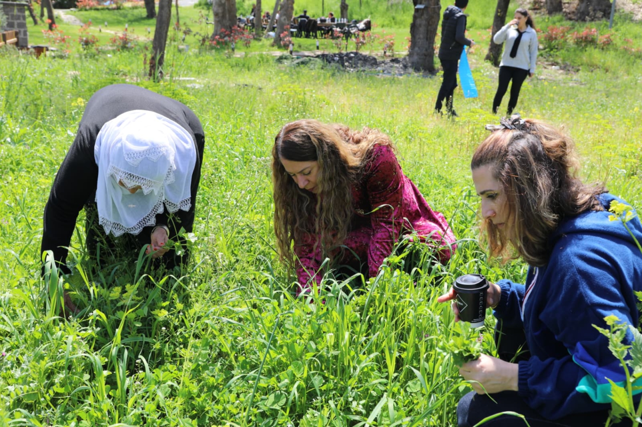 Yenişehir’de Kadın Dayanışması Büyüyor: Kadın Meclisimiz Gazi Köşkü’nde Buluştu