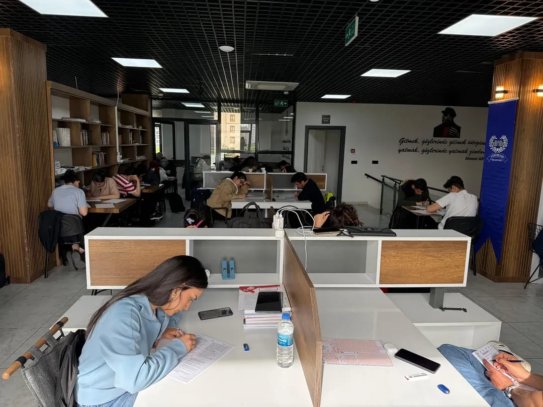 Gençler Yenişehir’de Sınava Birlikte Hazırlanıyor