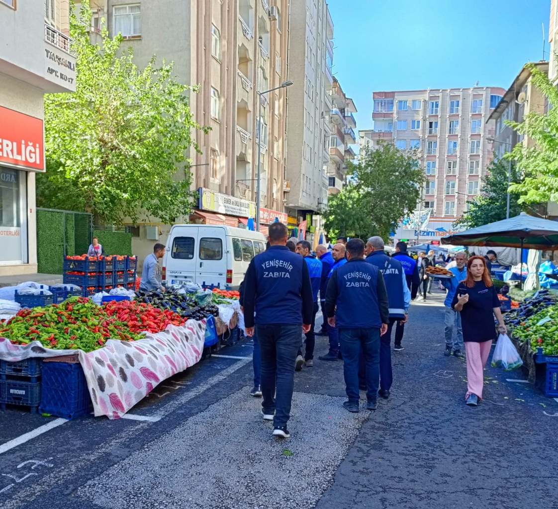 Ofis Semti Pazartesi Pazarı’nda Zabıta Denetimi