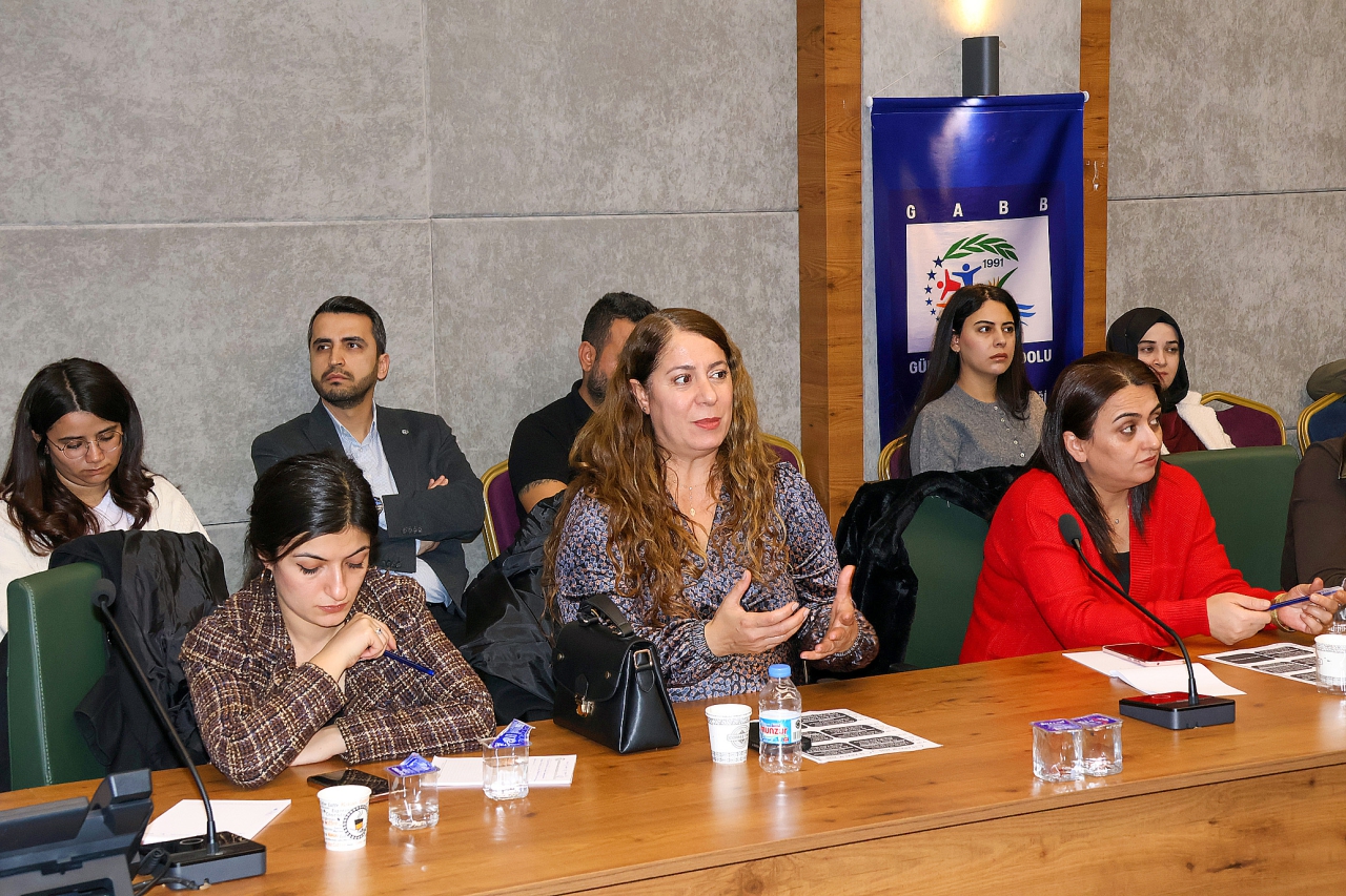 Eşbaşkanımız Akdağ, ‘Yerel Yönetimlerde Hukuk Uygulamaları Atölyesi’ne Katıldı