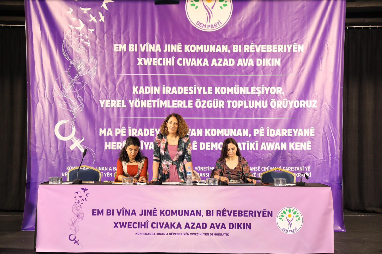 Kadın Konferansında Yerel Hizmetler ve Örgütlülük Ele Alındı
