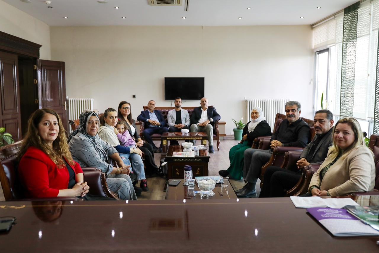 DEM Parti Yenişehir İlçe Eşbaşkanlarından Belediyemize Ziyaret
