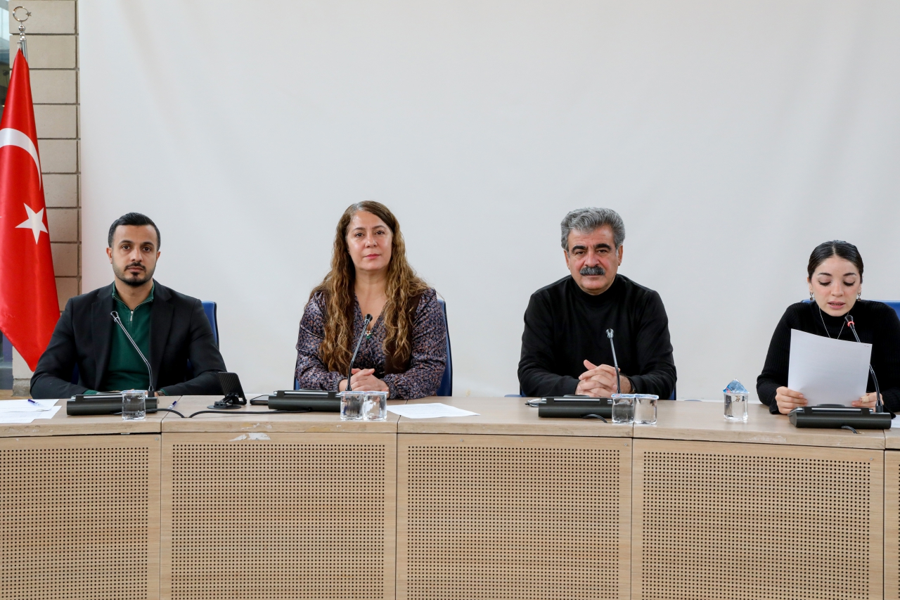 Belediyemizin Şubat ayı meclis toplantısının ilk oturumu gerçekleştirildi.