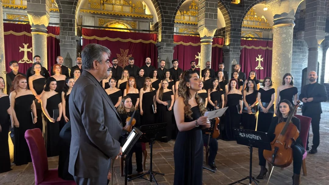 Eşbaşkanımız Ergün Tigris Lansman Konserine Katıldı