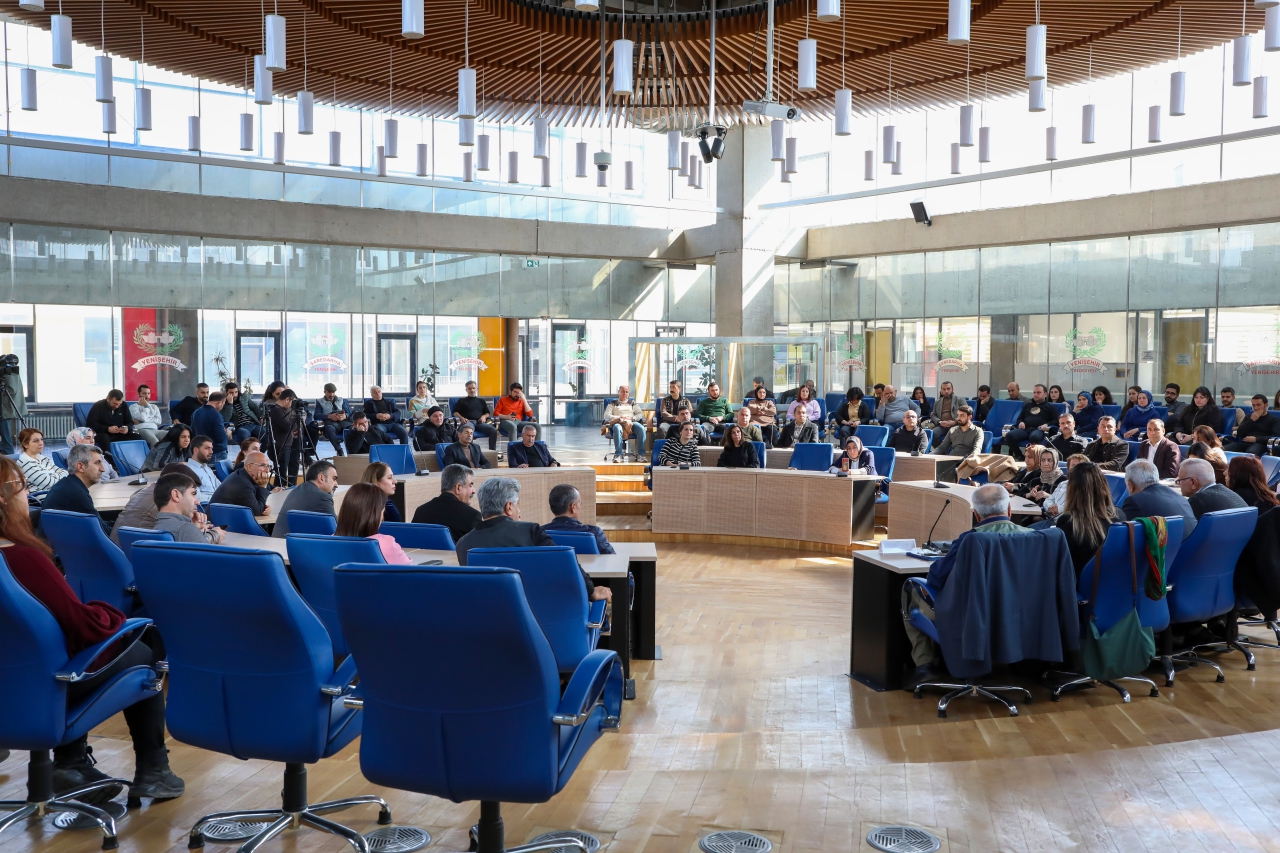 Yenişehir Belediyesi “Yerel Yönetimlerde Dilin Önemi” Paneli Düzenledi