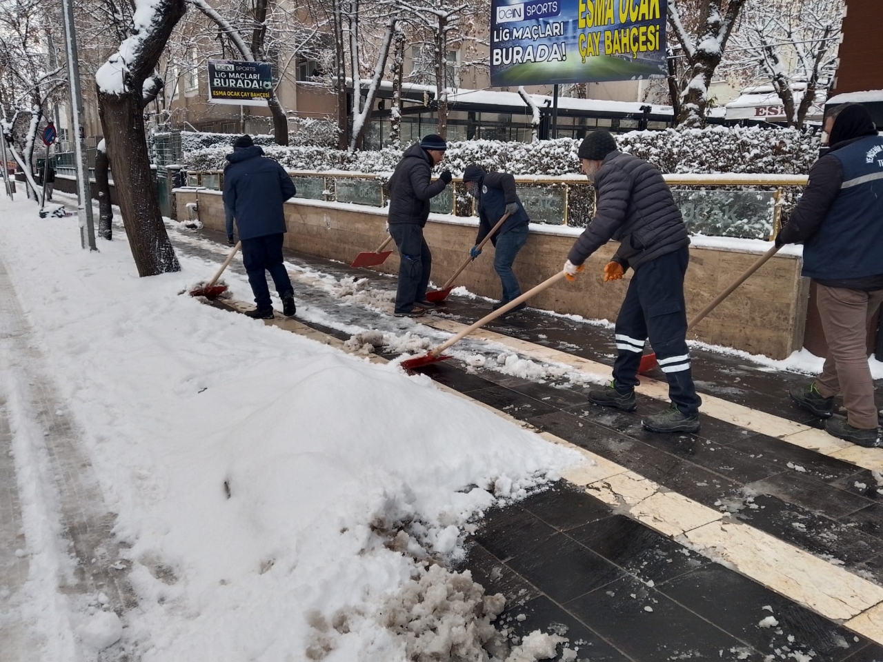Kar Kürüme ve Tuzlama Çalışmalarımız Devam Ediyor