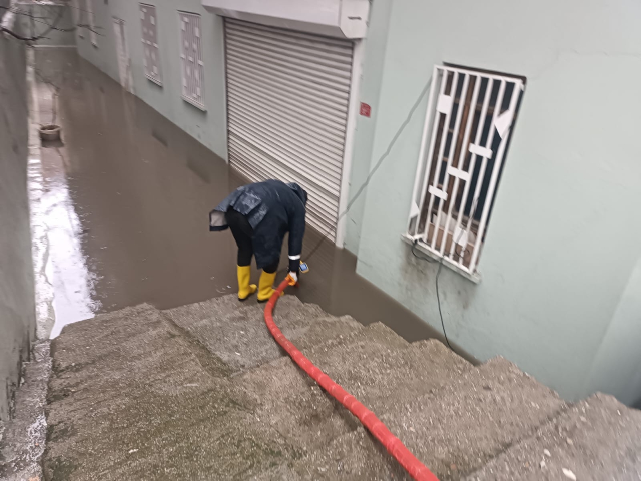 Şiddetli Yağışa Karşı Ekiplerimizden Anında Müdahale