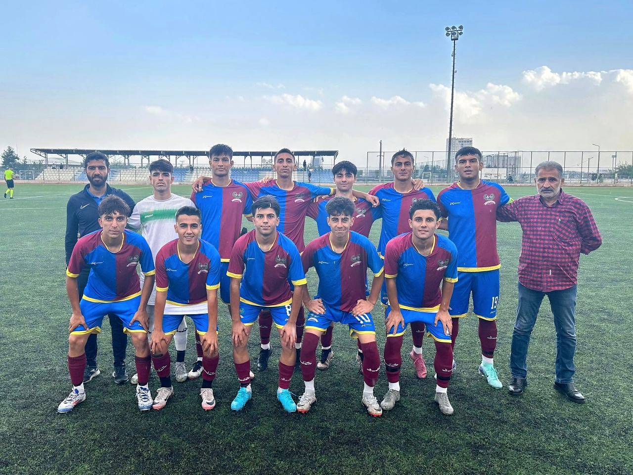 Yenişehir Belediyespor, Hançepekspor'u 7-2 Mağlup Etti