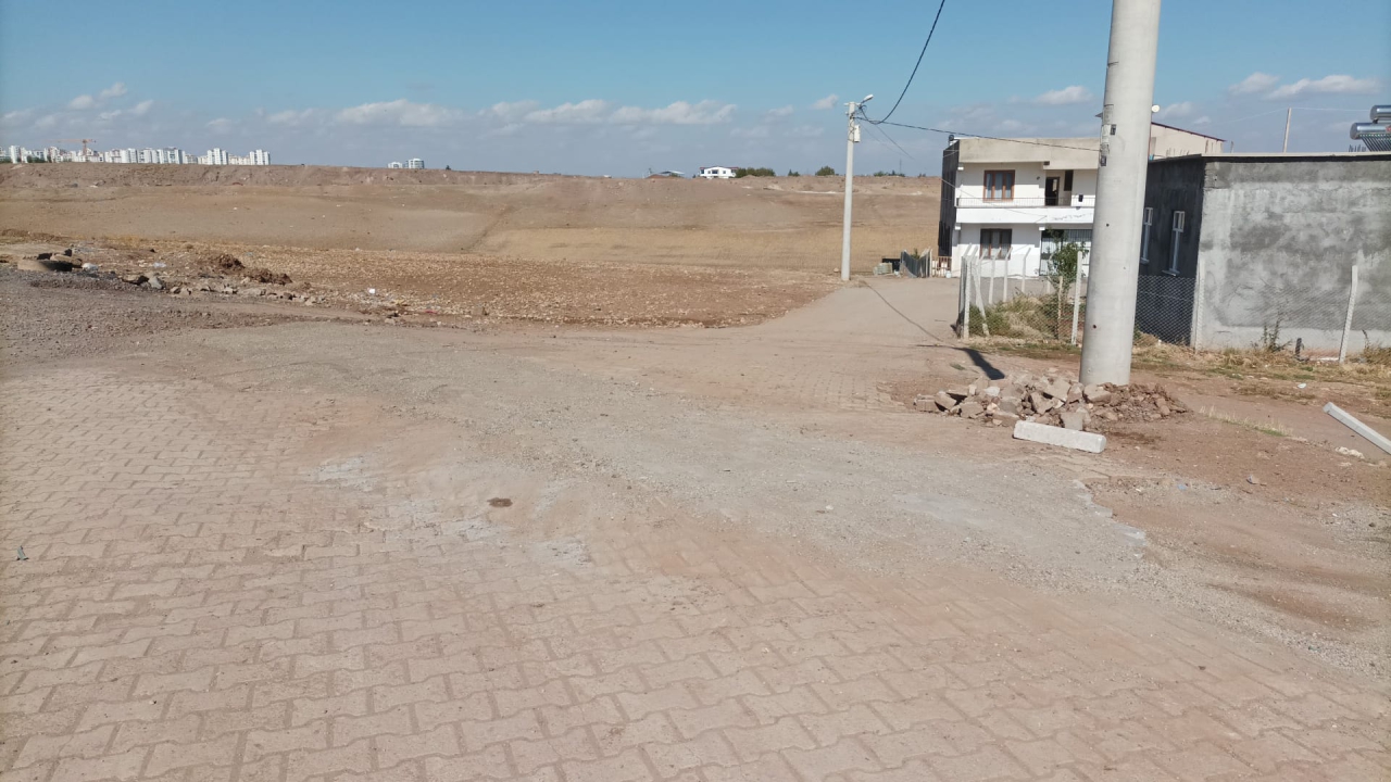 Li Taxa Şilbê Tamîrkirina Kevirên Parkeyê