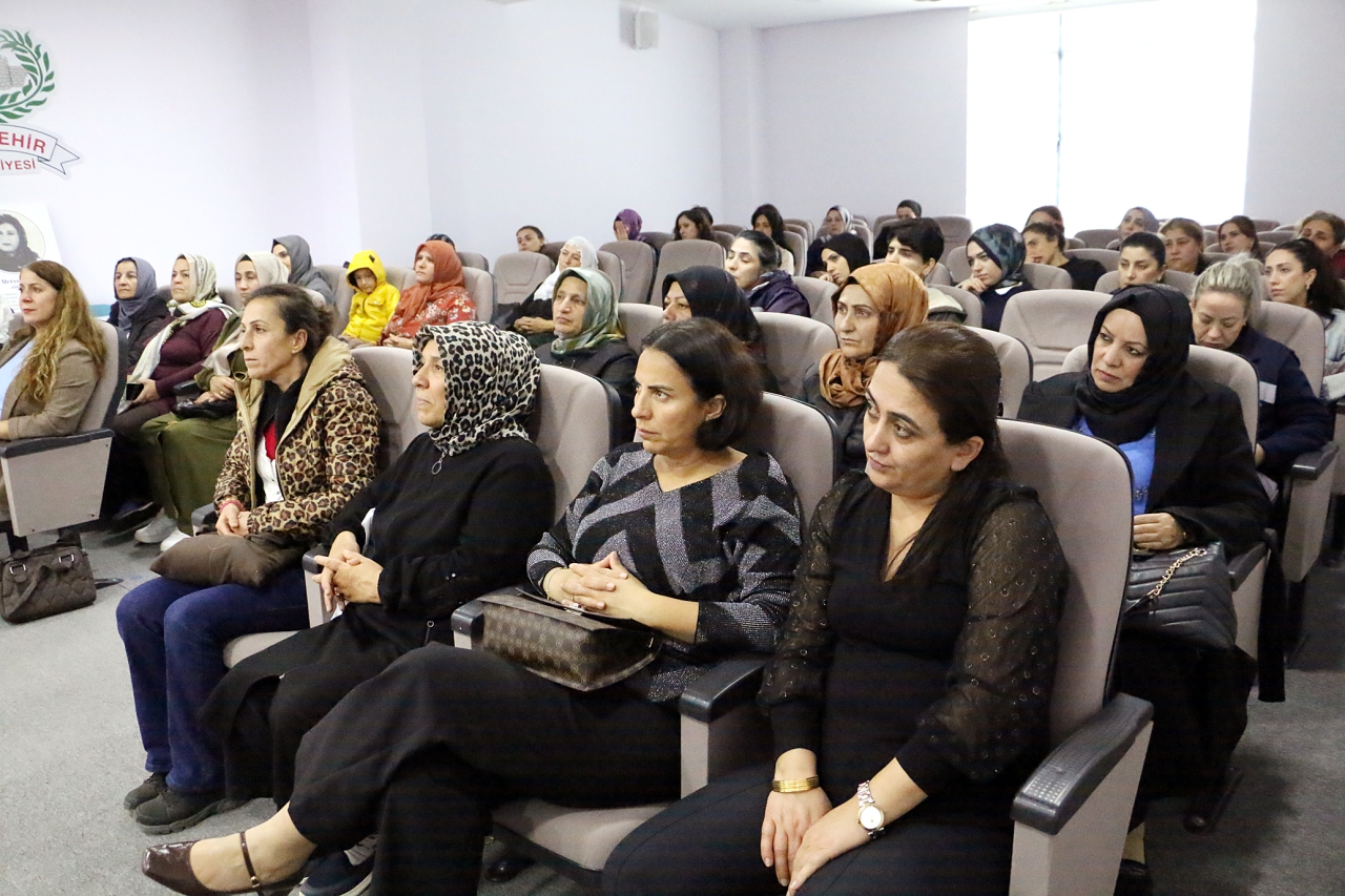 Belediyemizden, Kadına Yönelik Şiddete Karşı Film Gösterimi