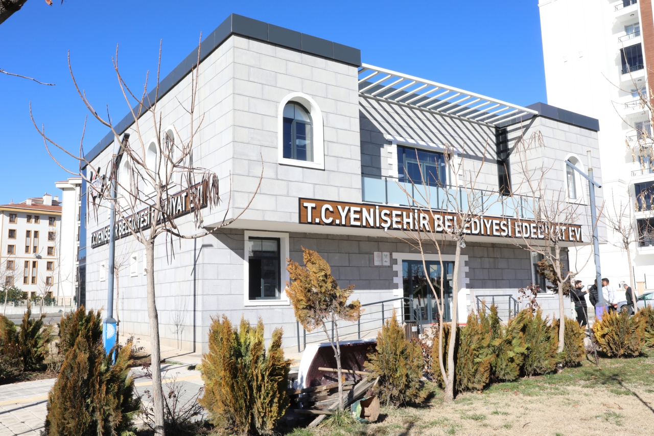 Edebiyat Evi Kütüphanesi, Eğitim Yolculuğunda Öğrencilerin Yanında