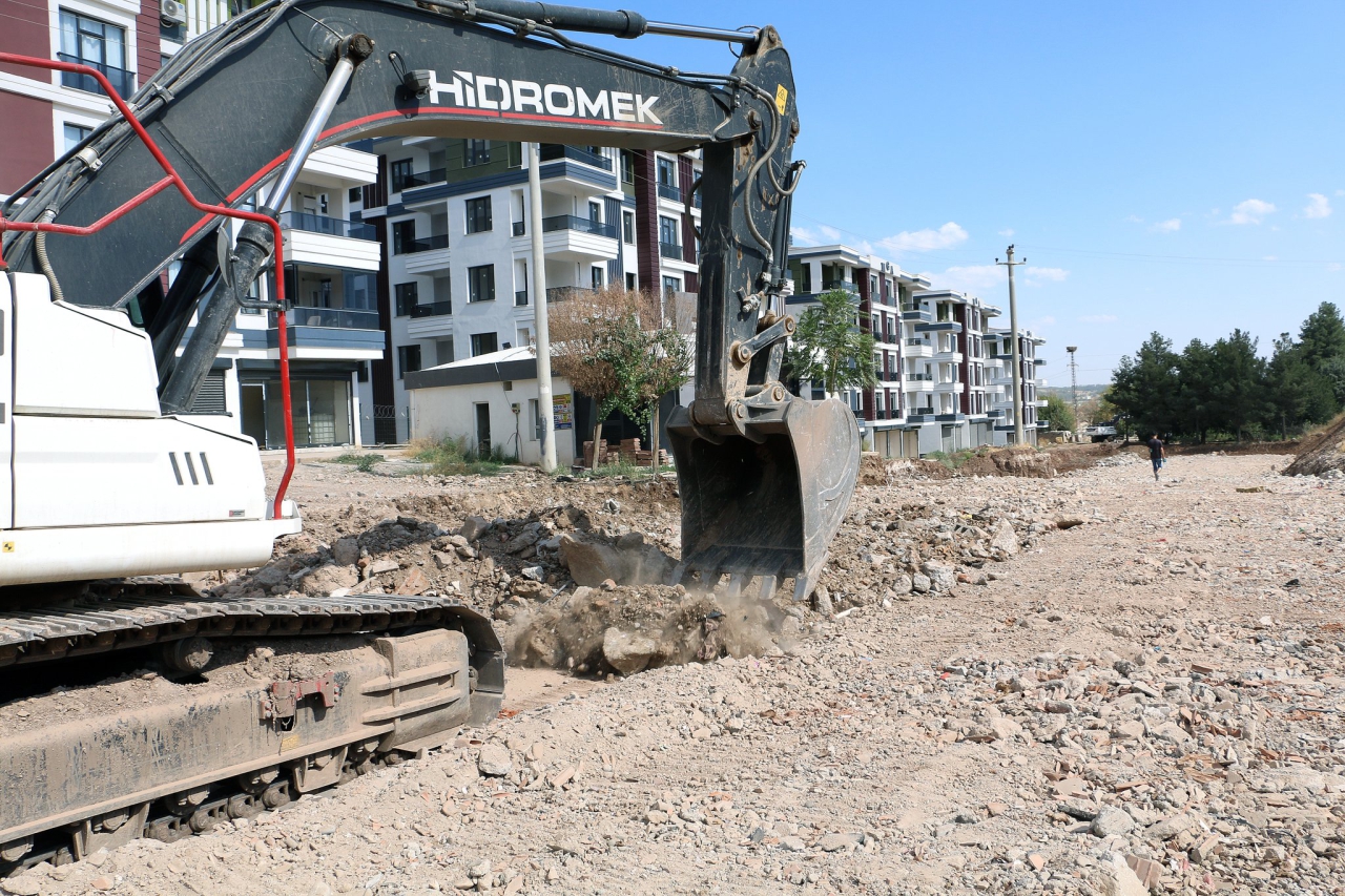 450 Evler Mahallesinde Yeni İmar Yolları Açıyoruz!