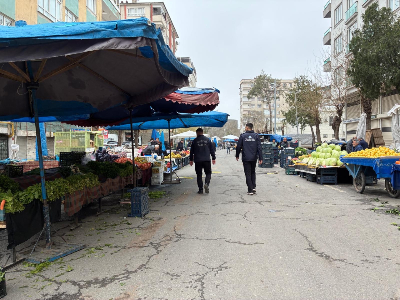 Yenişehir’de Çarşamba Pazarı’nda Zabıta Denetimi