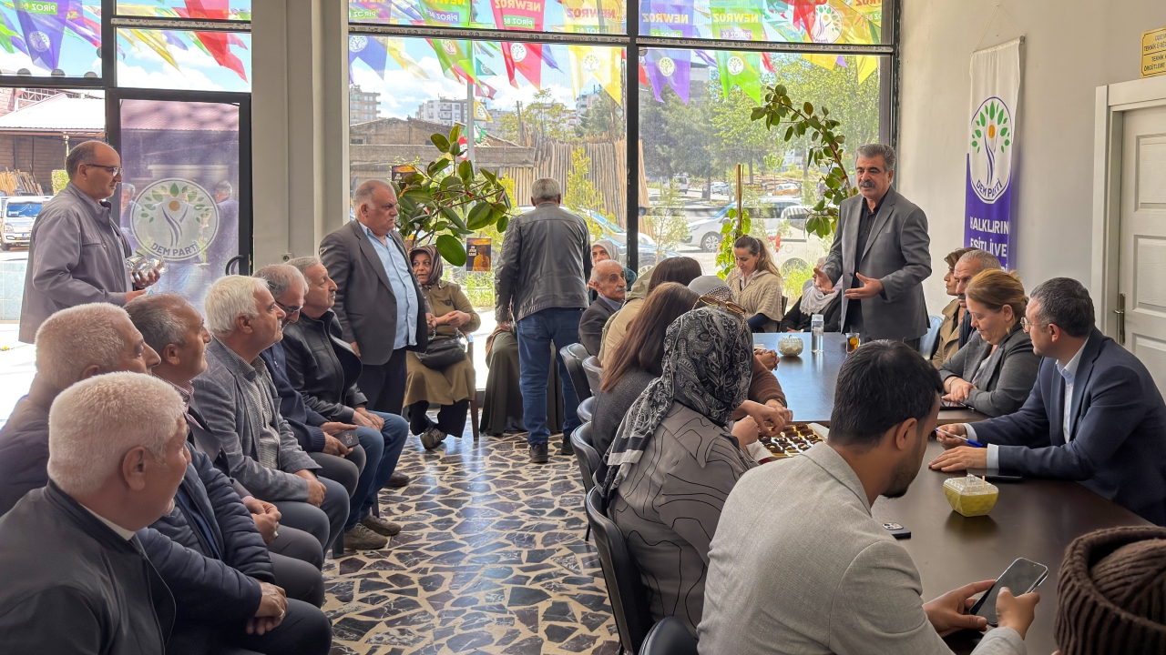 Yenişehir Belediyesi’nden DEM Parti Bağlar İlçe Örgütü’ne Ziyaret