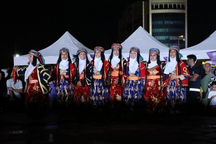 Kadın Emek ve Kültür Sanat Buluşması  Mum Atölyesi ve Xecê konseriyle sona erdi.