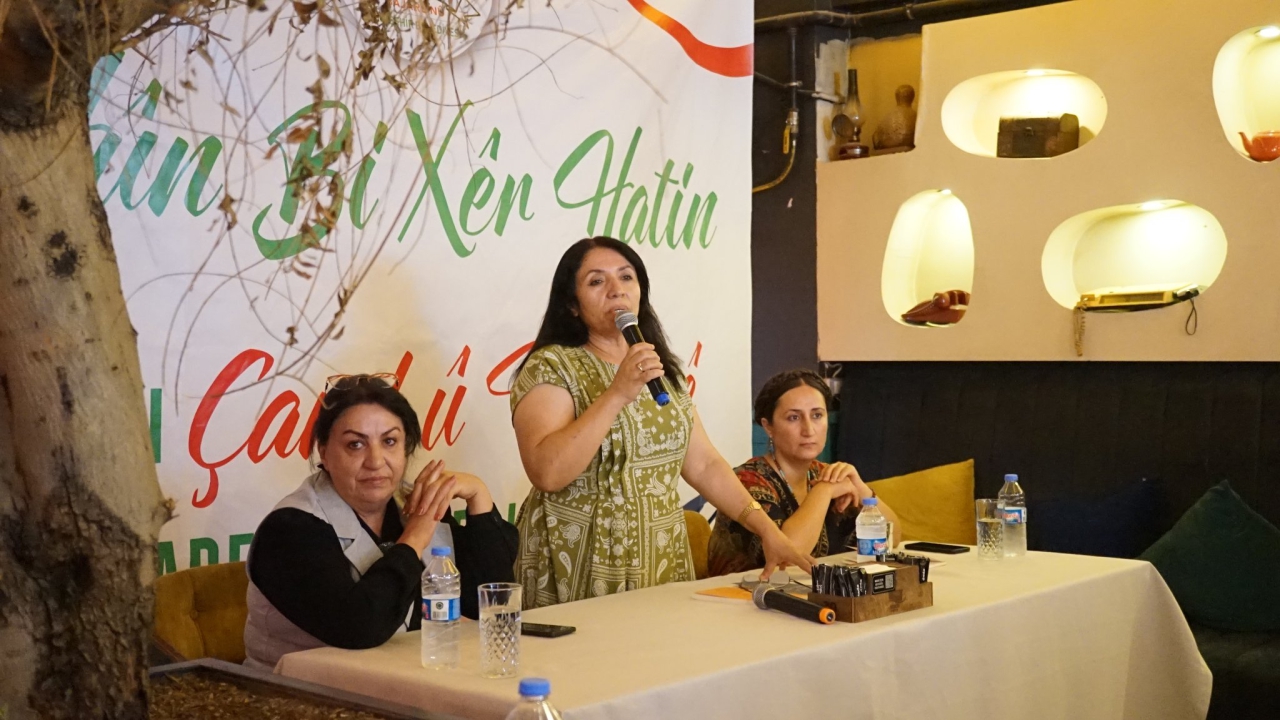 Kültür ve Sanat Günleri'nde Kadın Şairler Şiirlerini Seslendirdi