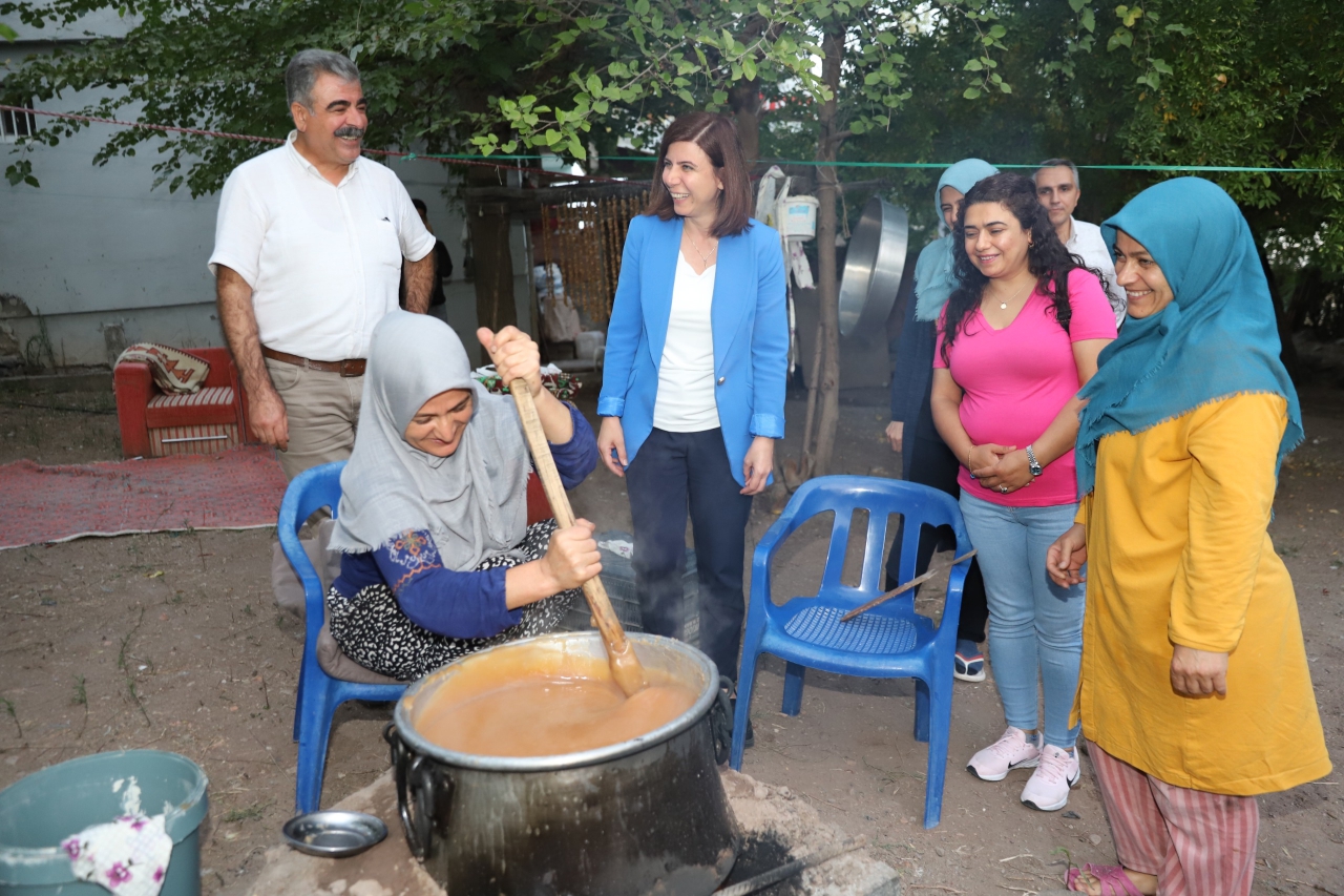 Eş Başkanlar Ergün, Bucak ve Hatun Aziziye'yi Ziyaret Etti