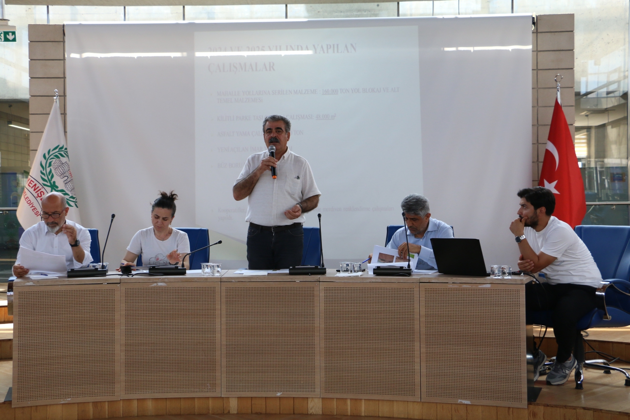 Belediyemizden Muhtarlar ile 1 Yıllık Değerlendirme Toplantısı 