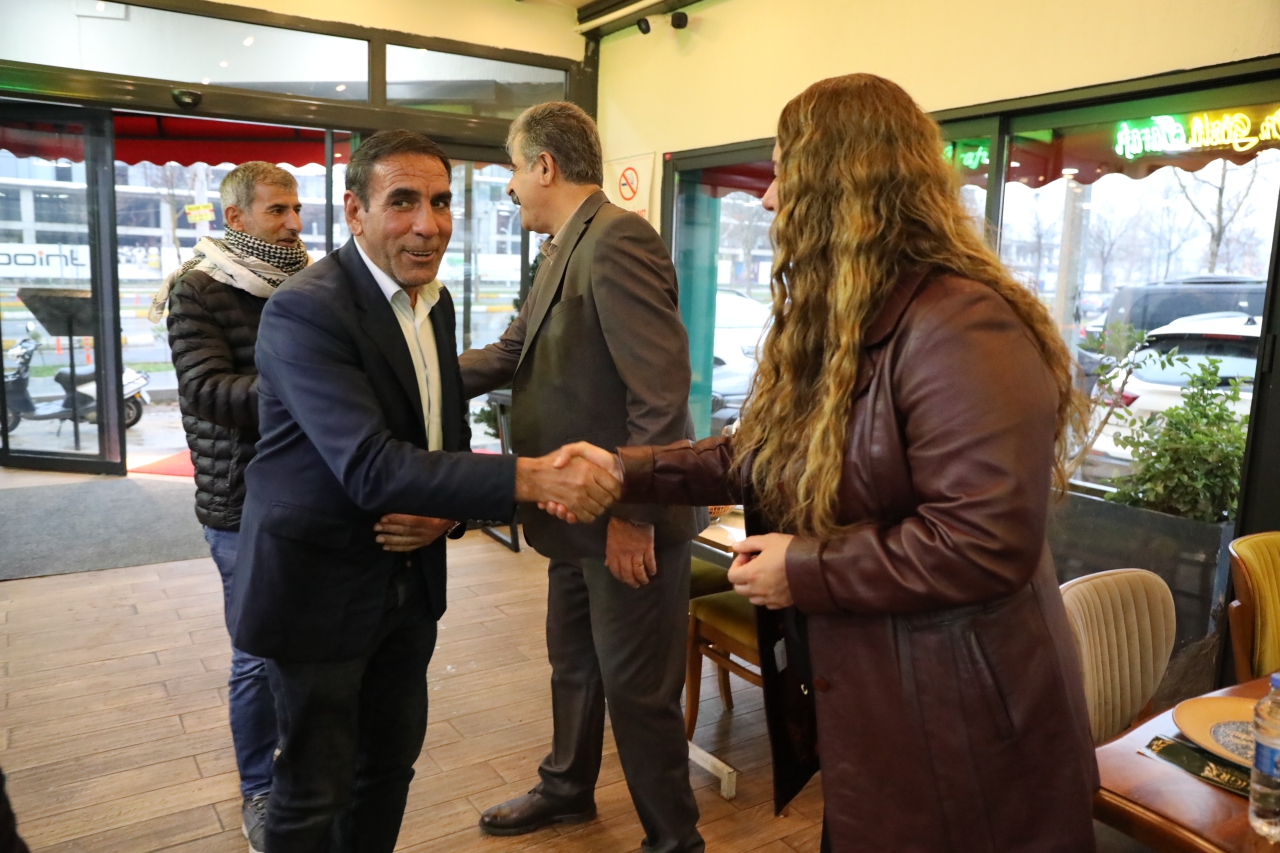 Belediyemiz Mahalle Muhtarlarıyla İftar Programında Bir Araya Geldi