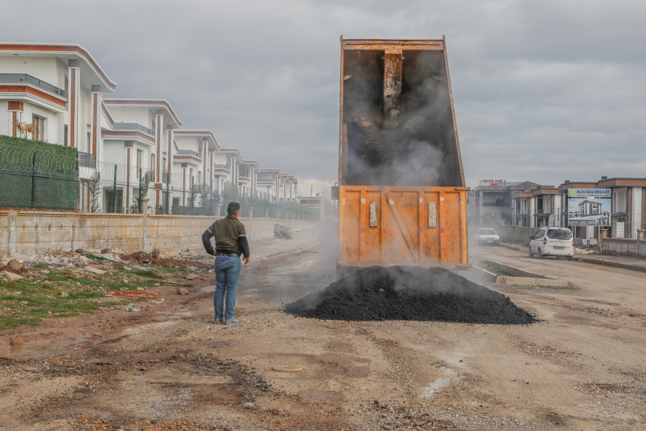 Yol ve Kaldırımlarda Kapsamlı Bakım ve Onarım Çalışmaları