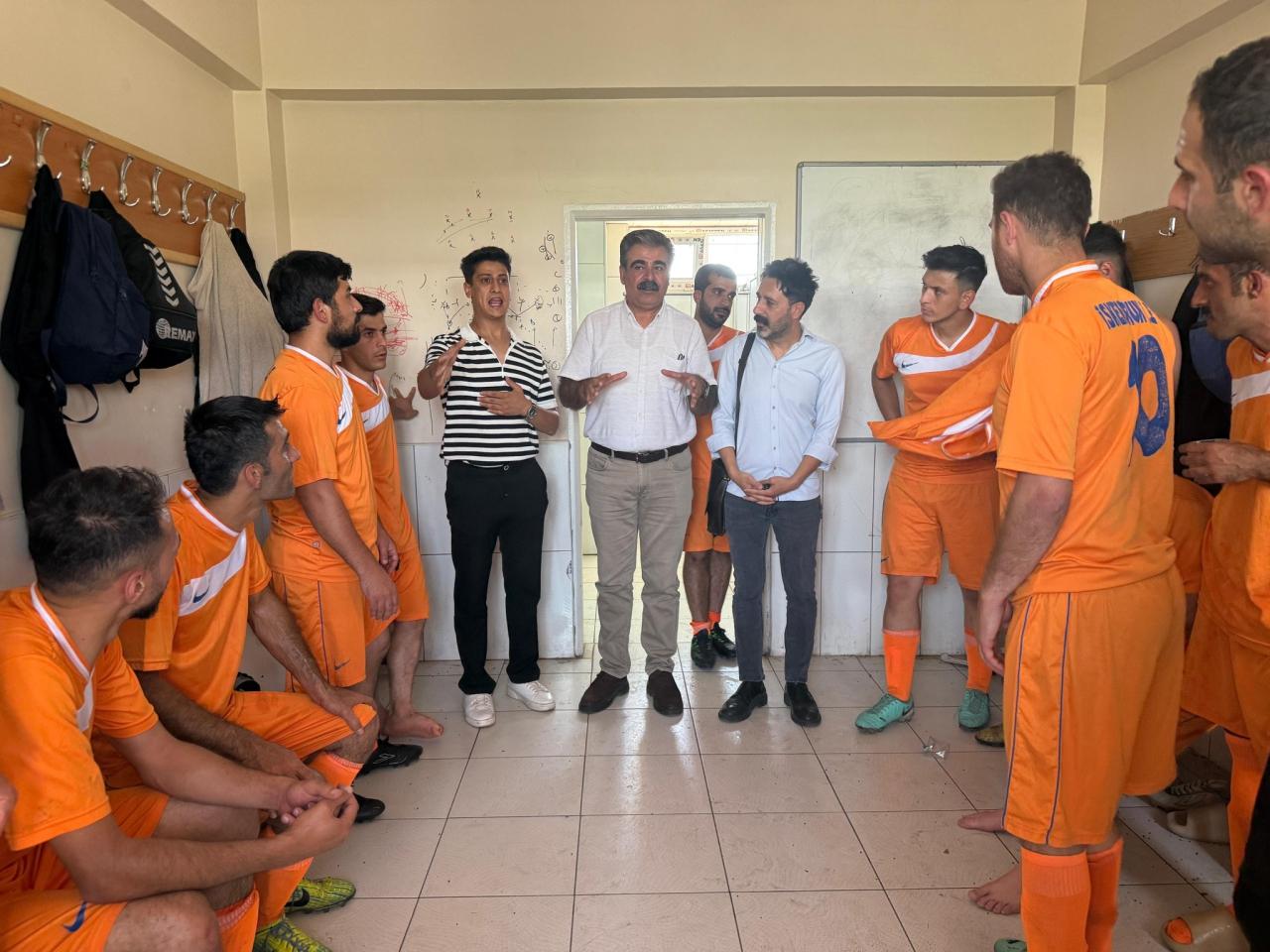 Eş Başkanımız Ergün Diyarbakır İşitme Engelliler Spor Kulübünün 1. Lig şampiyonluk maçını Ziyaret Et