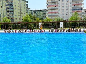 Yaz Yüzme kursumuzun 4. grubu devam ediyor!