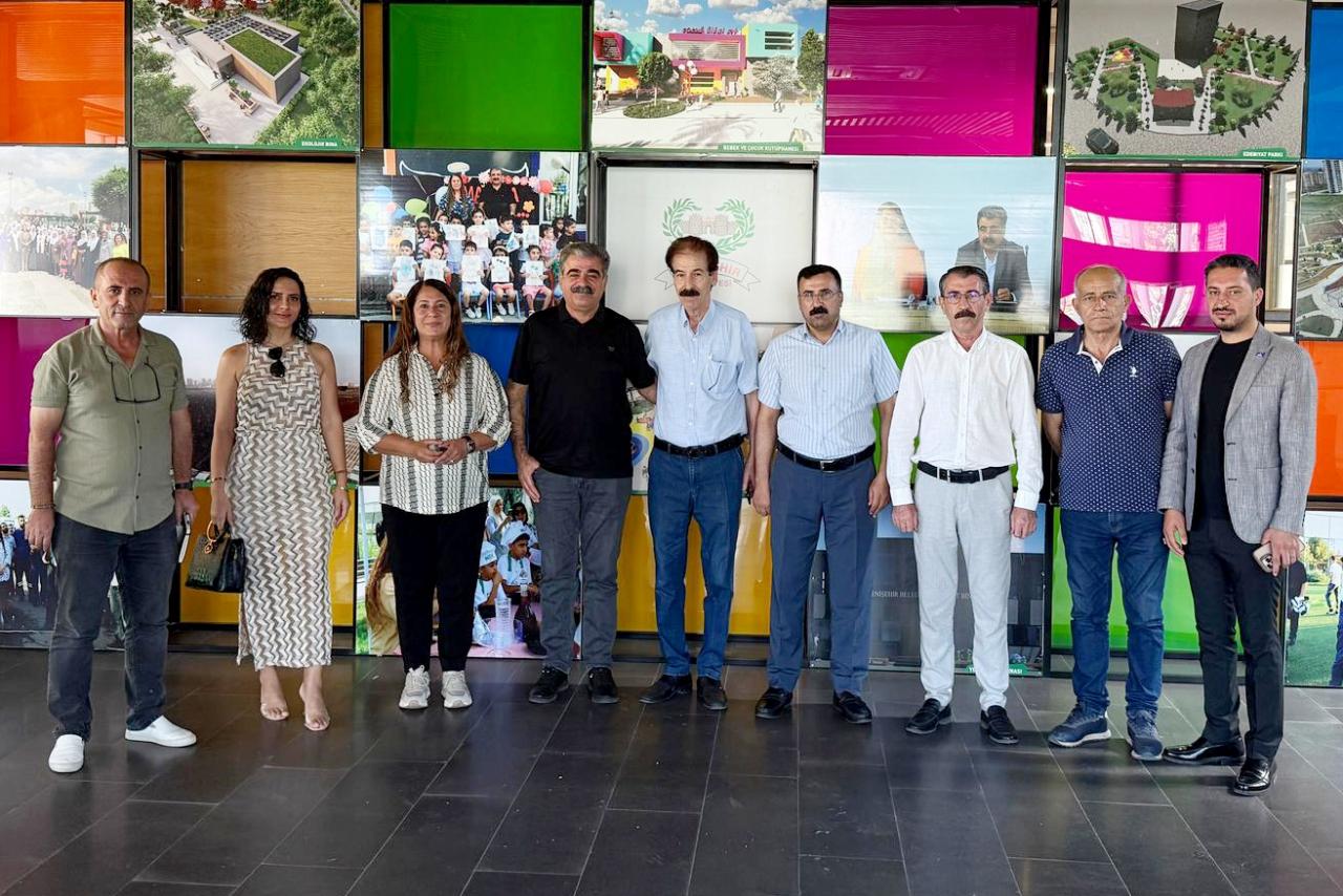 Diyarbakır Emlakçılar Derneği’nden Eşbaşkanlara Ziyaret