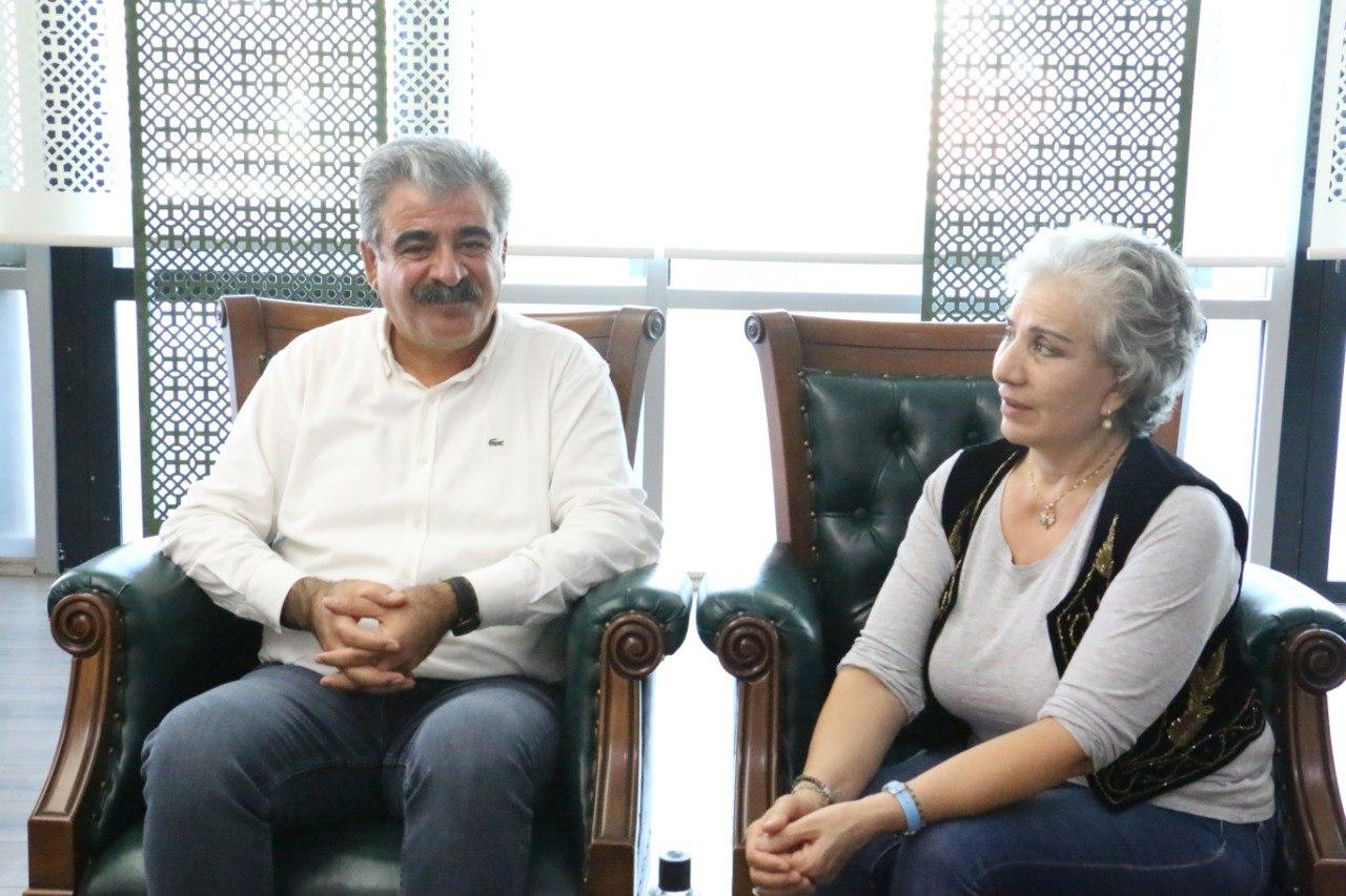 Hunermenda Kurd Beser Şahîn serdana şaredariya me kir