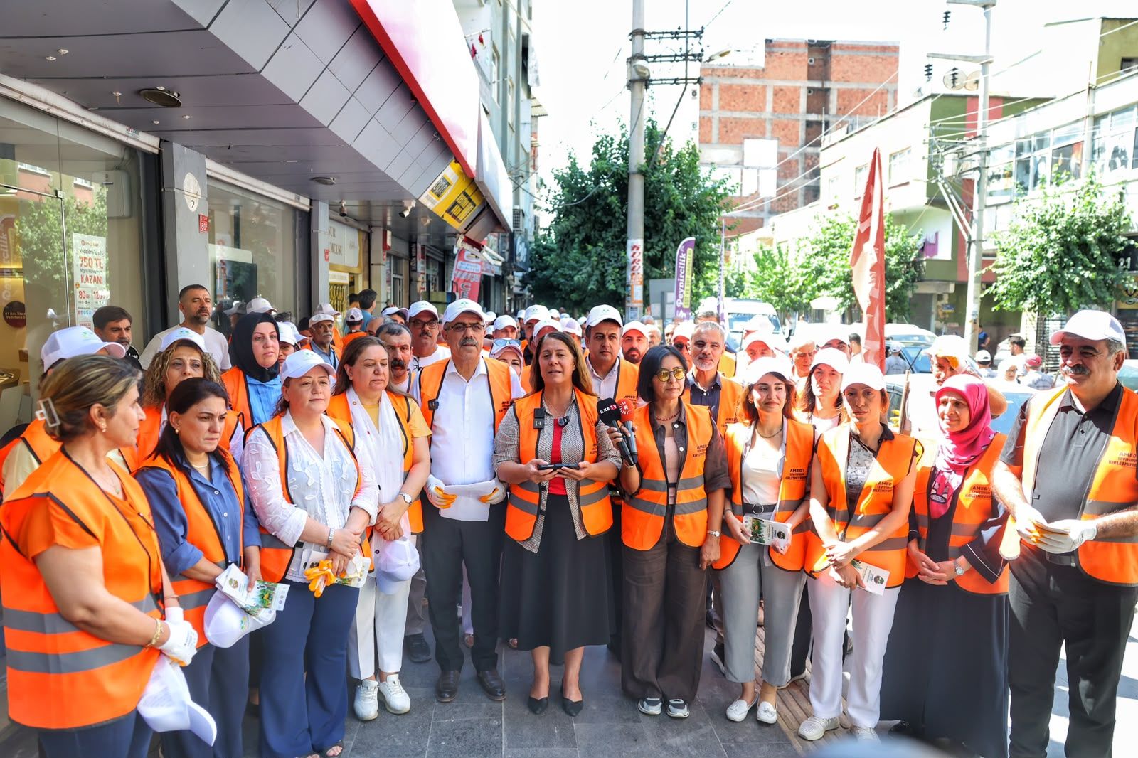 “Kolektif Emekle Temiz Kentler” Kampanyasının Startı Bağlar’da Verildi