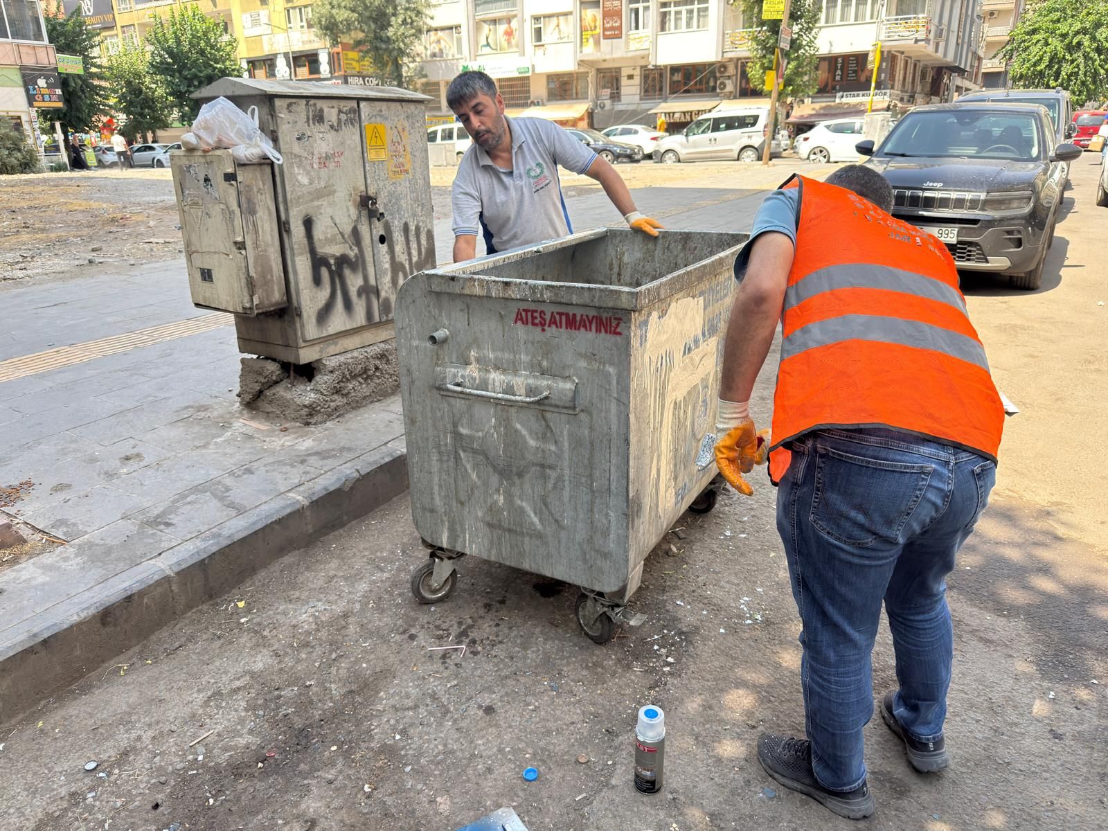 Çöp Konteynerlerine Periyodik Bakım ve Onarım